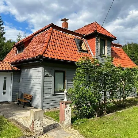 Vakantiehuis Am Waldschwimmbad *