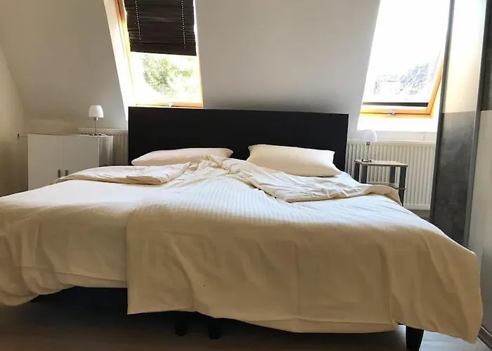 Am Waldschwimmbad 度假居 *