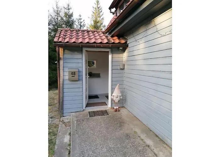 Am Waldschwimmbad 阿尔特瑙